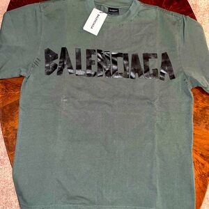 Sz Large Balenciaga Shirt
